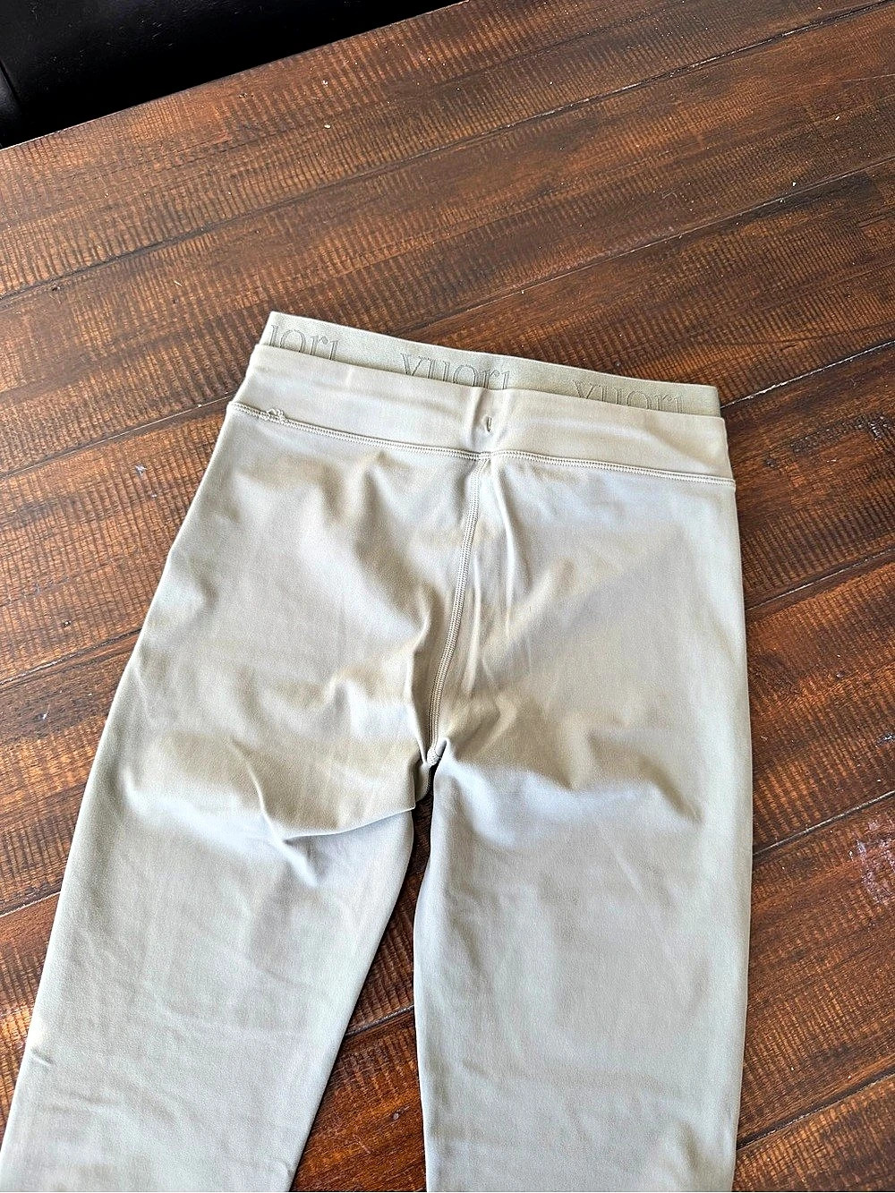 Vuori Daily Leggings green
